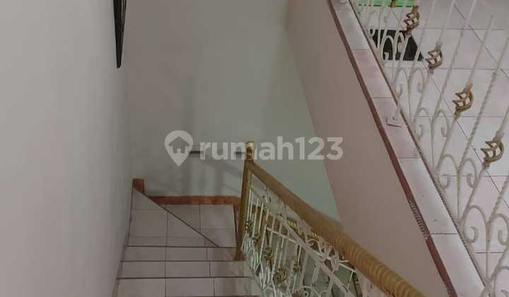 2 Lantai, Dekat Akses Tol, Metland Puri 2