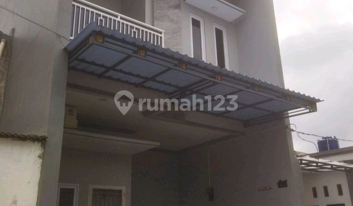 Dijual Rumah Terawat Siap Huni di Poris