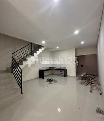 For Sale Brand New Ready-to-Occupy House Plot DKI 2