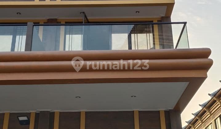 For Rent Brand New Korean Town Corner Rukan in Green Lake City 2