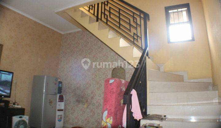 Rumah 2 Lantai Bagus Shm Siap Huni 1