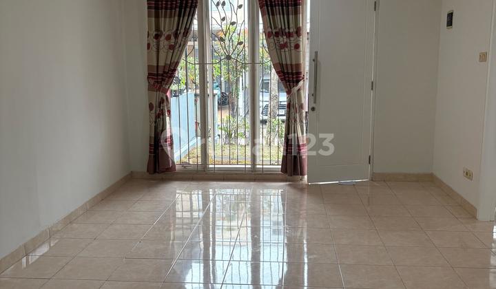 Dijual Rumah Sudah Renovasi Siap Huni di Graha Raya 2