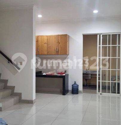 Sewa West Europe Semi Furnished Siap Huni 1