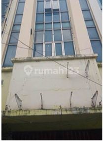 Dijual Rugi Dibawah NJOP Ruko Hadap Jalan 4 Lantai di Modernland