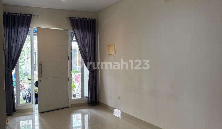 Disewa Rumah Semi Furnish Cluster Amerika Latin di Green Lake City Disewa Rumah Semi Furnish Cluster Amerika Latin di Green Lake City