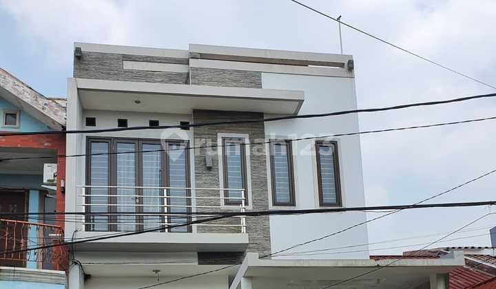 For Sale 2.5-Story House Griya Permata Toll Access Karang Tengah