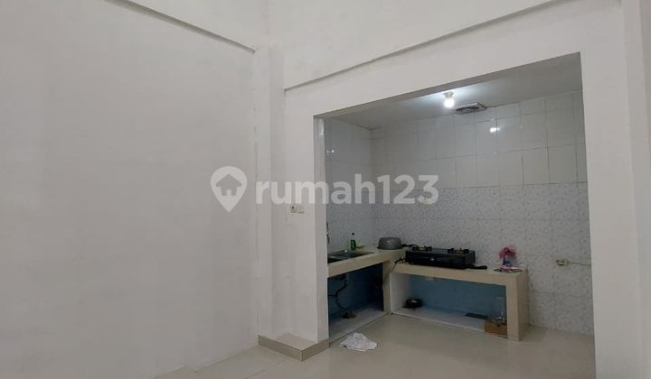 Rumah 2 Lantai Siap Huni di Kosambi Baru Jakarta Barat Lokasi Strategis