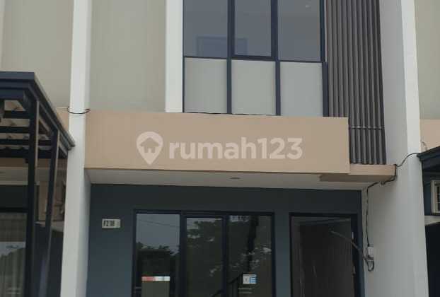 Disewa Royal Palm Blossom Siap Huni