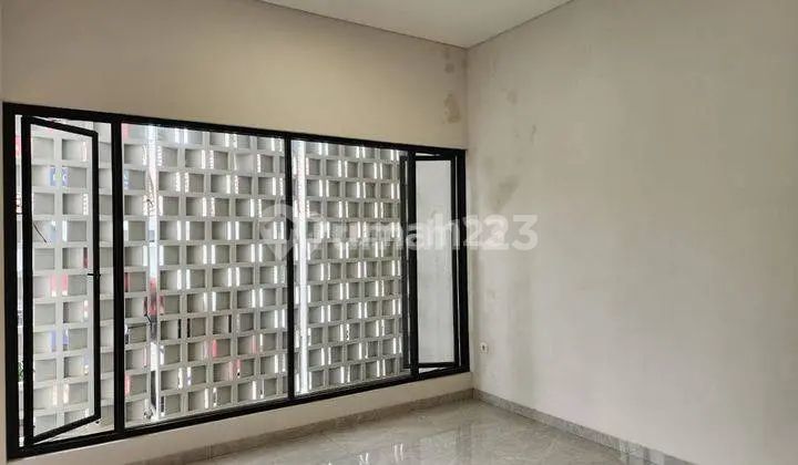 Turun Harga Brand New Metland Puri Siap Huni  1