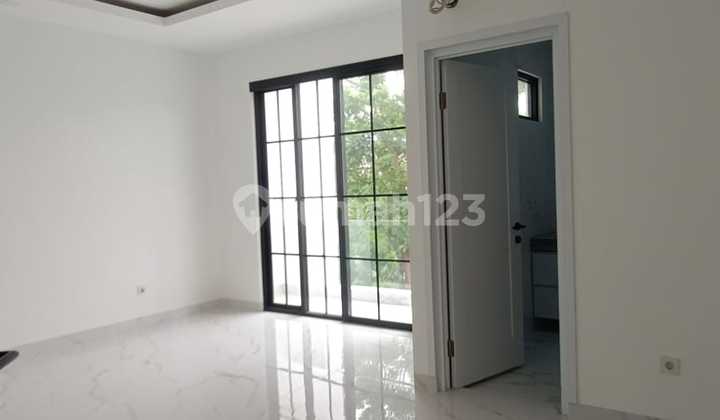 Brand New Taman Villa Meruya Siap Huni