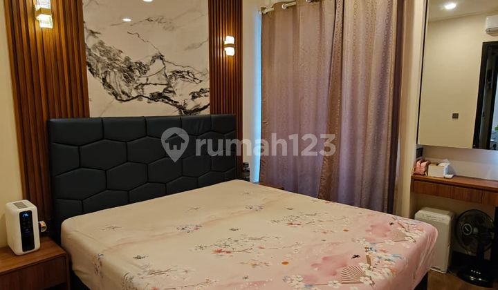 Ready-to-Occupy House in Strategic Green Village Tangerang 2