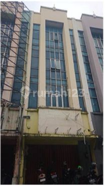 Dijual Rugi Dibawah NJOP Ruko Hadap Jalan 4 Lantai di Modernland