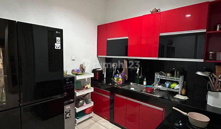 Rumah 2 Lantai Shm Bagus Furnish Siap Huni 1