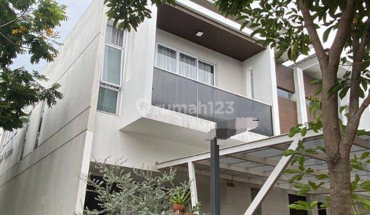 Rumah Hoek Siap Huni Rapih & Terawat 1