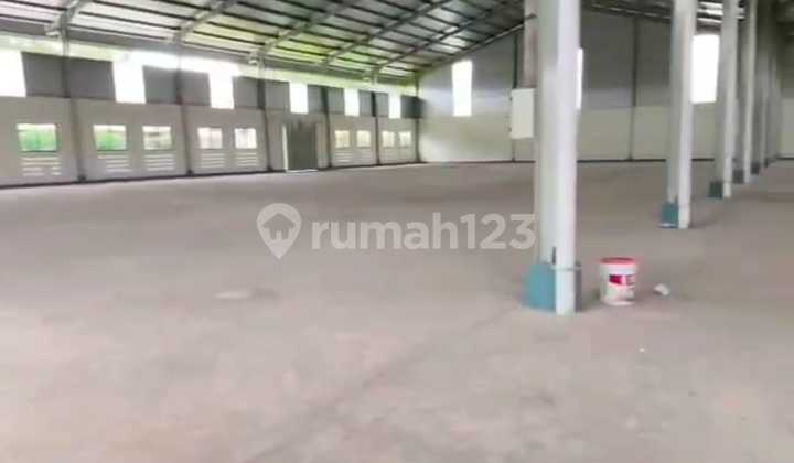 Dijual Gudang Industri Jalan Raya Serang di Cikupa