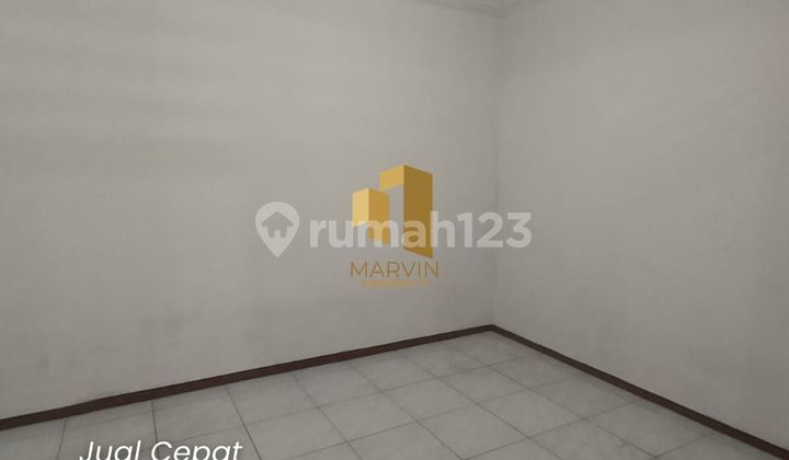 R02-0293 FOR QUICK SALE: MRS. LIIN'S HOUSE, GADING INDAH, KELAPA GADING 2