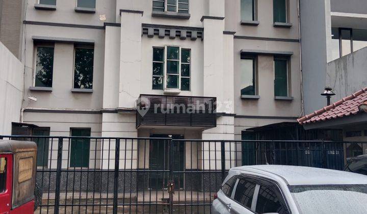 Gedung Ruko Lebar 3.5 Lantai Pemuda Jakarta Timur Jalan Lebar  1