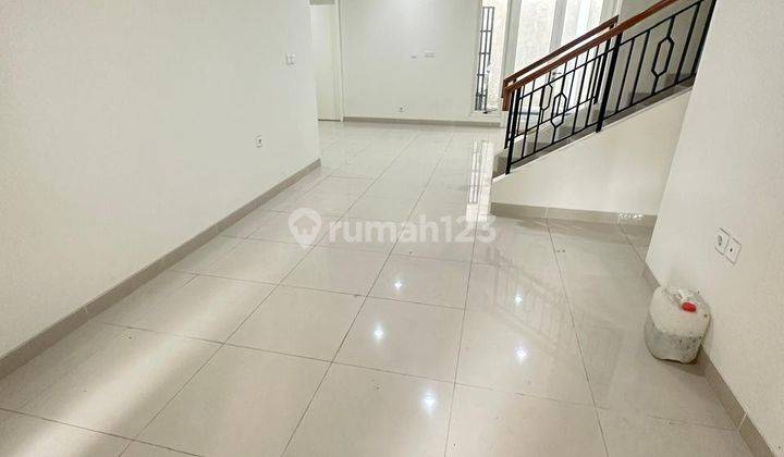 Dijual Rumah Dalam Cluster Lingkungan Aman Dekat Mall Scientia Summarecon Gading Serpong 2