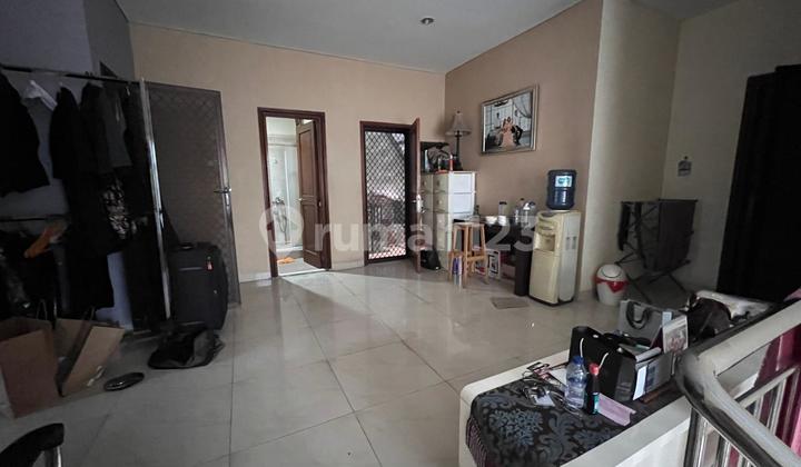 R02-0266 For Sale Hook House Ready to Live In Neat Minimalist Modern Gading Pelangi Kelapa Gading - North Jakarta 2