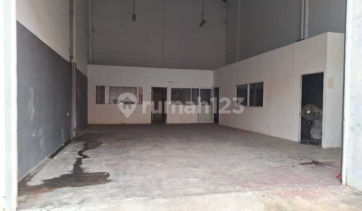 G02-0058 Disewakan gudang green sedayu bizpark cakung ada sekat untuk office cakung jakarta timur