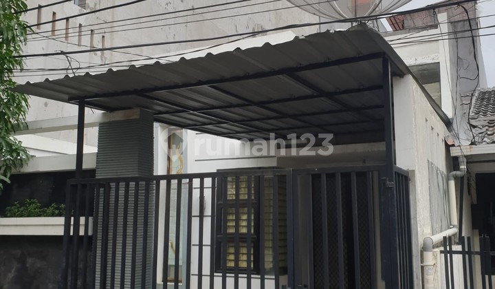 R01-0253 For Rent Affordable Furnished House Behind Kelapa Gading Mall North Jakarta