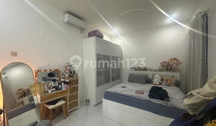 R02-0251 DISEWAKAN RUMAH RAPIH SIAP HUNI FURNISH PULOMAS JAKARTA TIMUR 2
