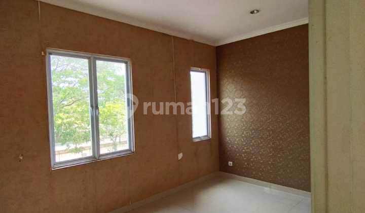 R01-0203 For Sale Move-in Ready House in JGC Cluster East Jakarta Cakung