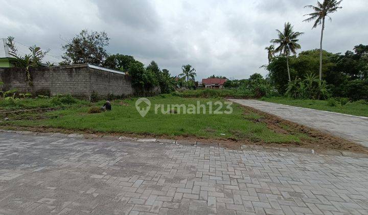 Jalan Kaliurang Km 10 Tanah Pekarangan Dekat Pasar Gentan 2