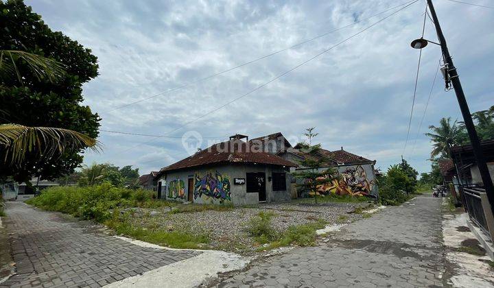 Tanah Dekat Kampus UGM jogja, Jalan kaliurang km 10  2