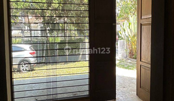 Disewakan Rumah Asri Super Strategis Di Sayap Dago 2