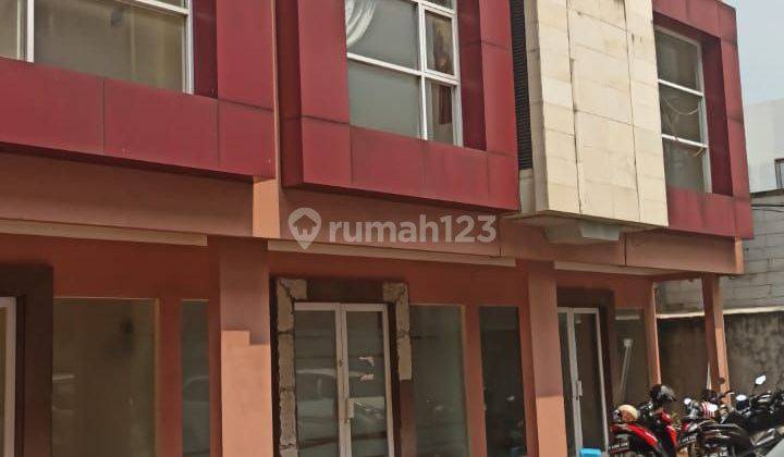 Ruko siap pakai pinggir jalan area bintaro 2