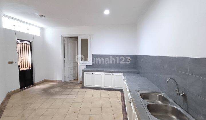 Rumah murah area sudirman menteng 2