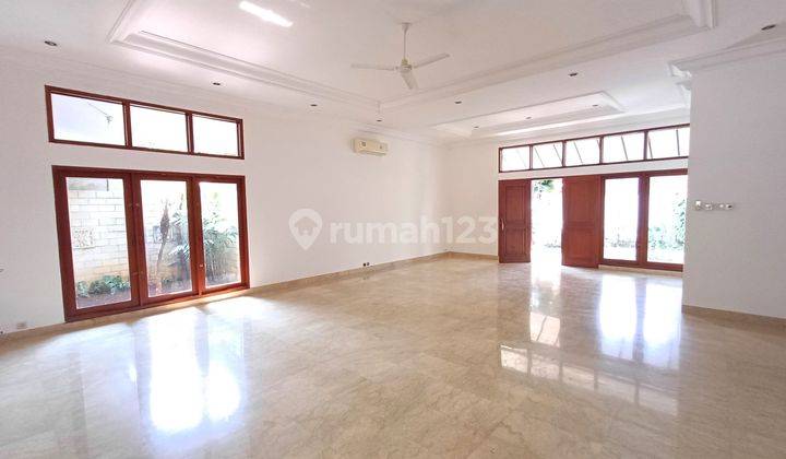 Rumah kemang lokasi tenang 2