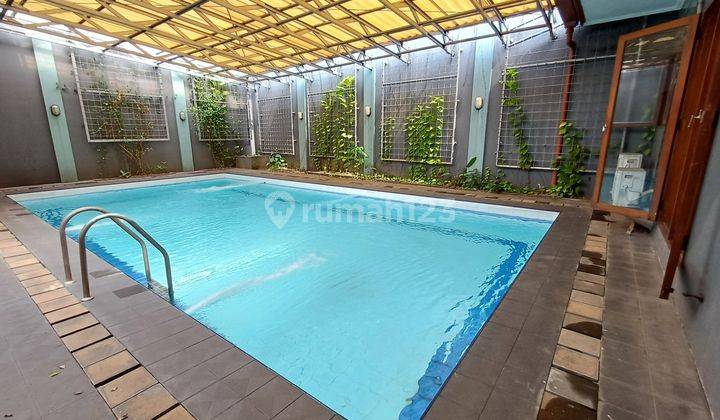 Rumah besar murah kemang 1