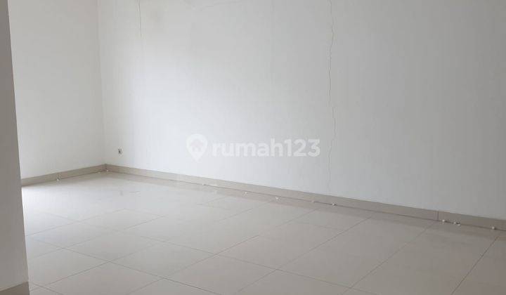 Dijual Rumah Bagus Di Cluster Palm Spring JGC, Jakarta Timur 1