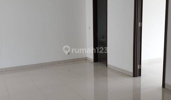 Dijual Rumah Bagus Di Cluster Palm Spring JGC, Jakarta Timur 2