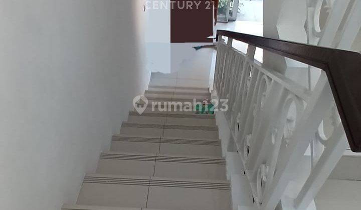 Rumah Cantik Siap Huni Di Cluster North  Thames Jgc Jakarta Timur 2