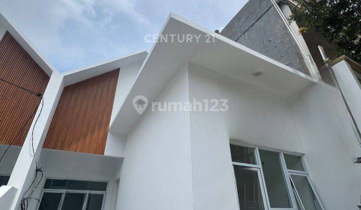 Rumah Baru Renovasi Di Harapan Indah 1 Bekasi 1