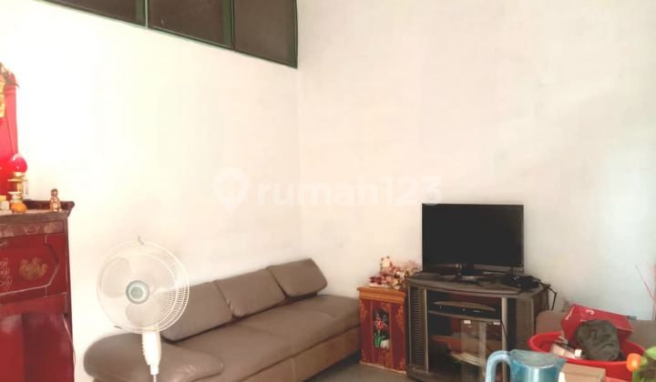 Rumah Jln Hm Yamin Kecamatan Medan Perjuangan 2
