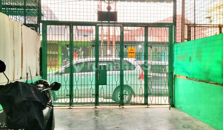 Rumah Jl Kapten Jumhana Gg Intan Medan Tembunng