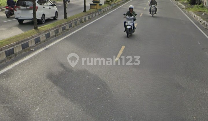 Land on Soekarno Hatta Street, by the side of the main road, Binjai.