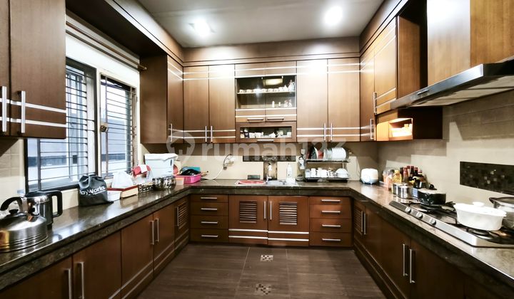 Ruko Gandeng Dalam Komplek Inti Kota Medan Maimun Ruko Gandeng Dalam Komplek Inti Kota Medan Maimun