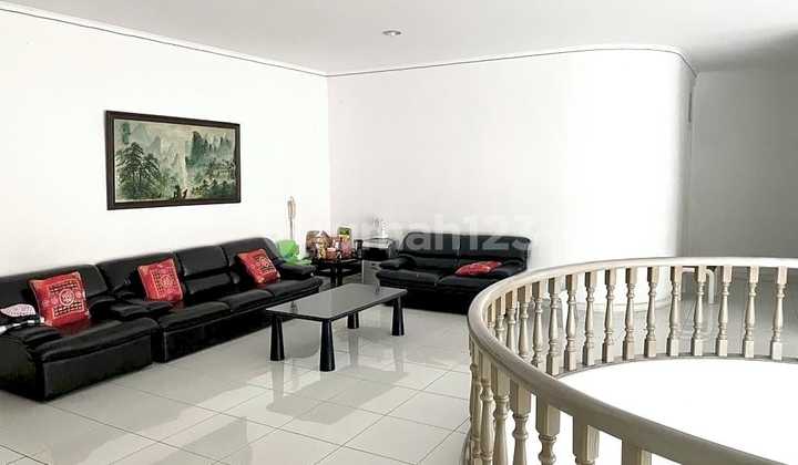 Rumah Mewah Daerah Juanda- Imam Bonjol Medan Kota 2