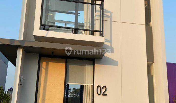 Rumah 2 Lantai Minimalis Modern Lippo Cikarang 1