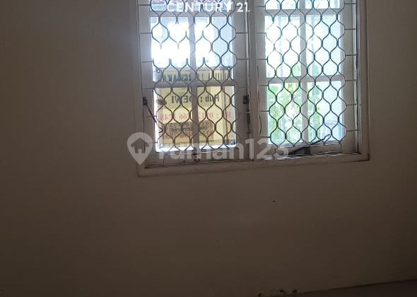 Nice Cheap Ready to Occupy House in Sriwijaya Cluster Lippo Cikarang 2