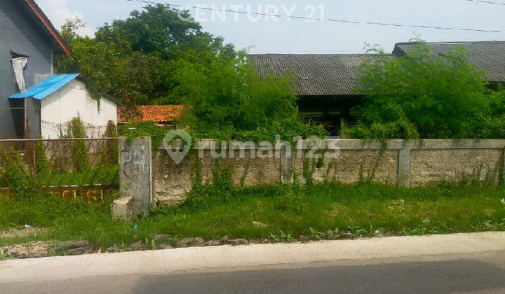 Former Rice Milling Warehouse Rengas Dengklok - 40 Feet Container Access