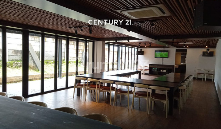 Ready-to-Use Former Korean Restaurant Building on Majapahit Street