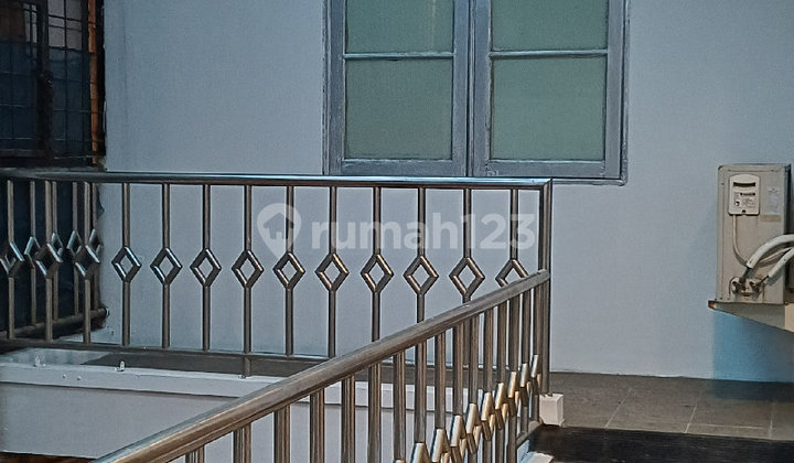 For Rent: 2-Story Luxury House Ready to Move In, Furnished in Dago Lippo Cikarang