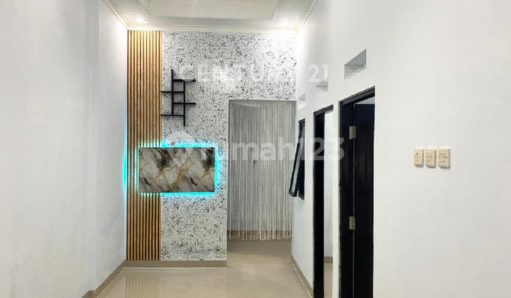 Ready-to-Occupy House, Near Industrial Area, Culinary Center 2