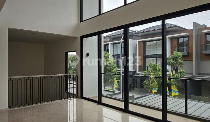 Rumah Mewah Hook Corner 3lantai Di Laurel Navapark Bsd City 24